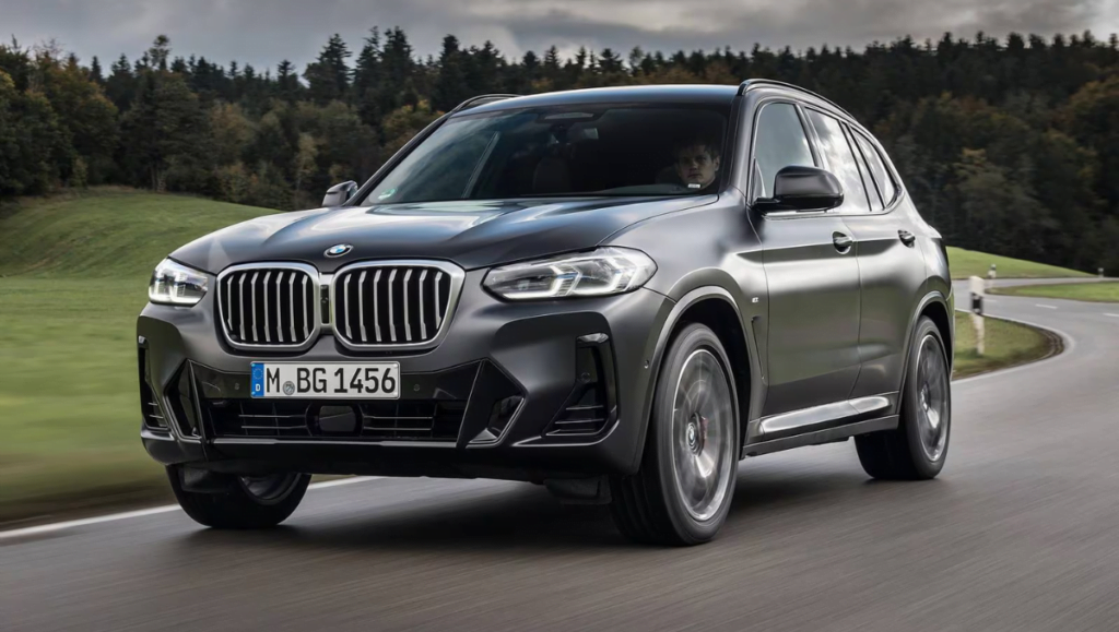 BMW X3 2023: فاخرة وعملية وذات أداء عالٍ